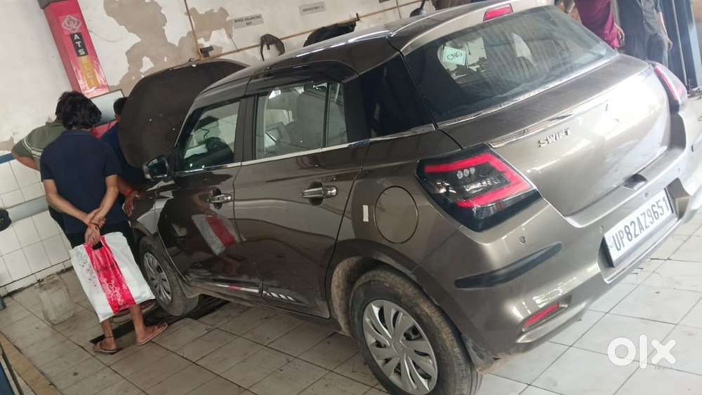 Maruti Swift Vxi 2000 Km