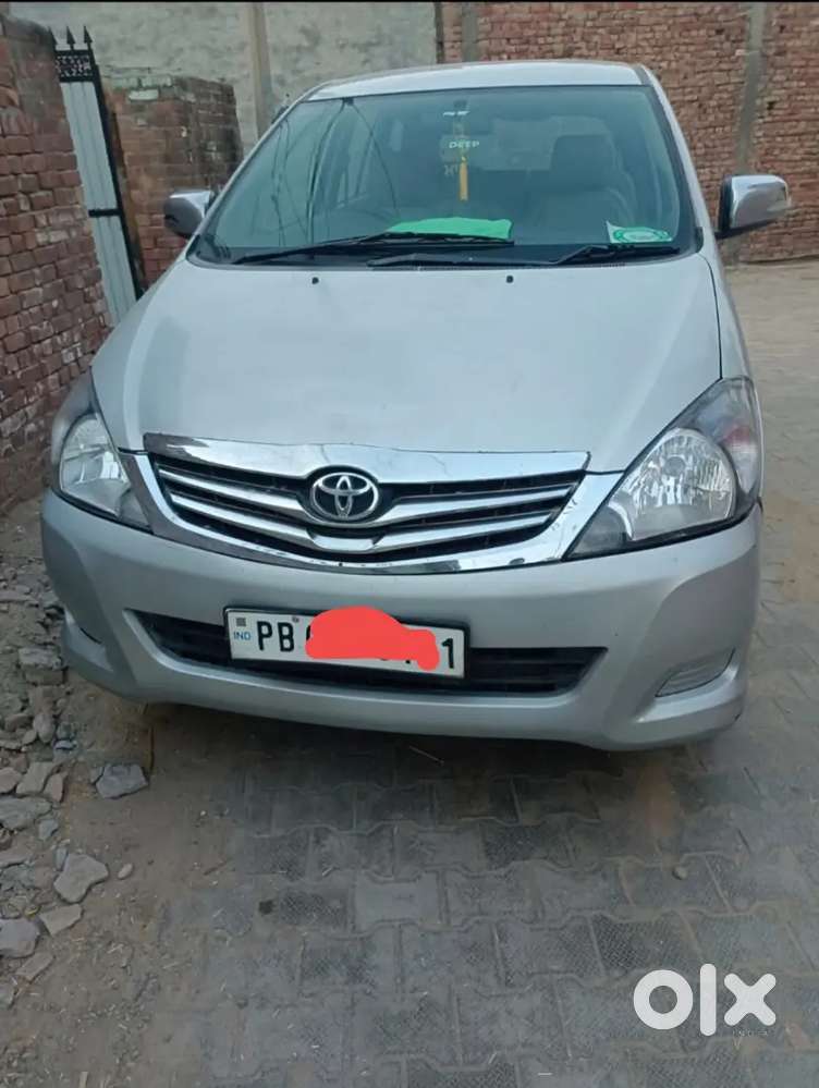 Toyota Innova 2010 Model 2031 Tak Pass Bilkul Ok