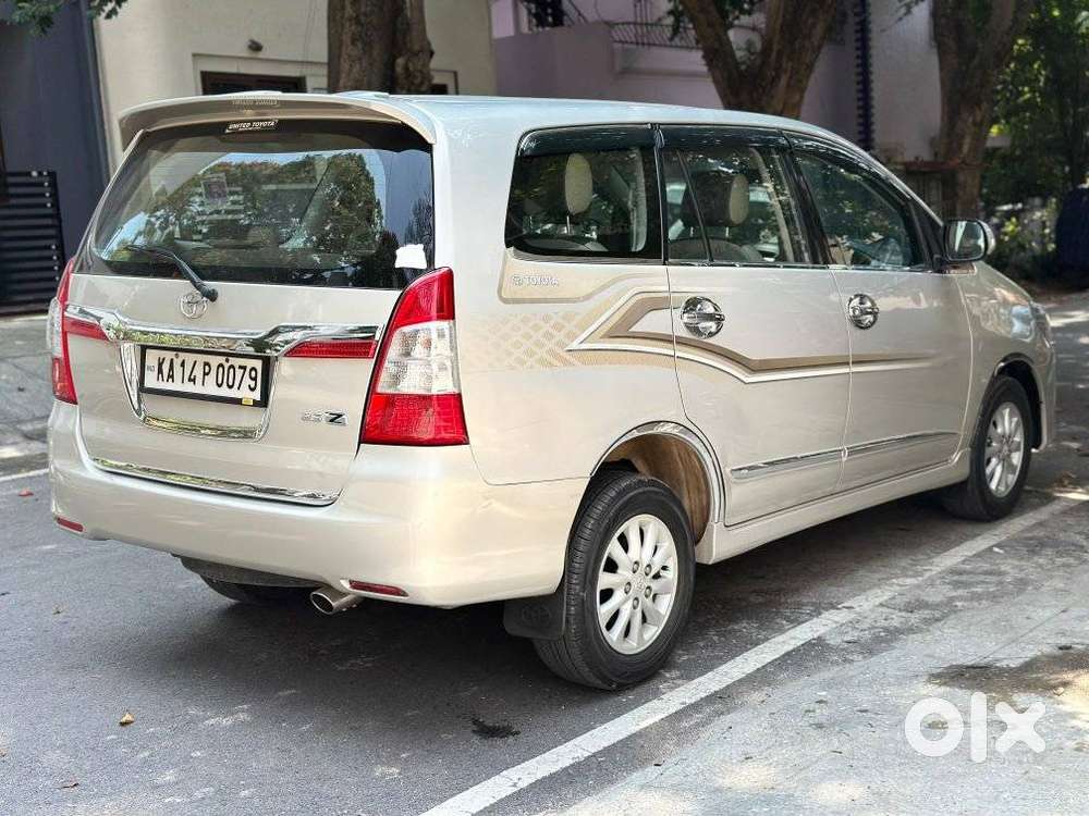 Toyota Innova 2.5 Zx 7 Str Bs-iv, 2013, Diesel