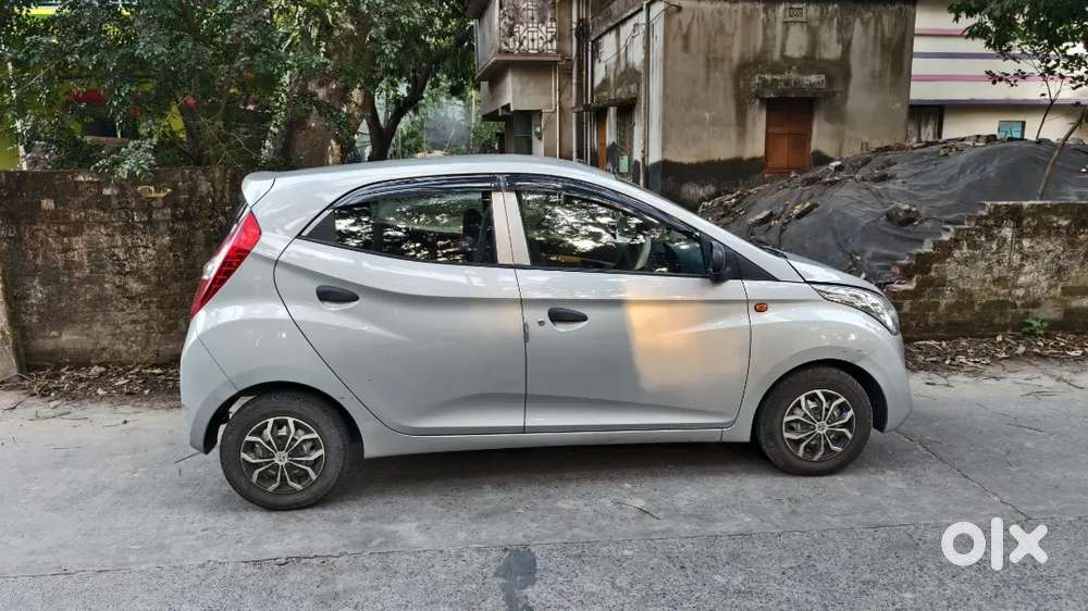 Hyundai Eon 2016 Petrol 30770 Km Driven