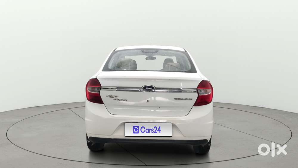Ford Figo Aspire Titanium, 2016, Petrol