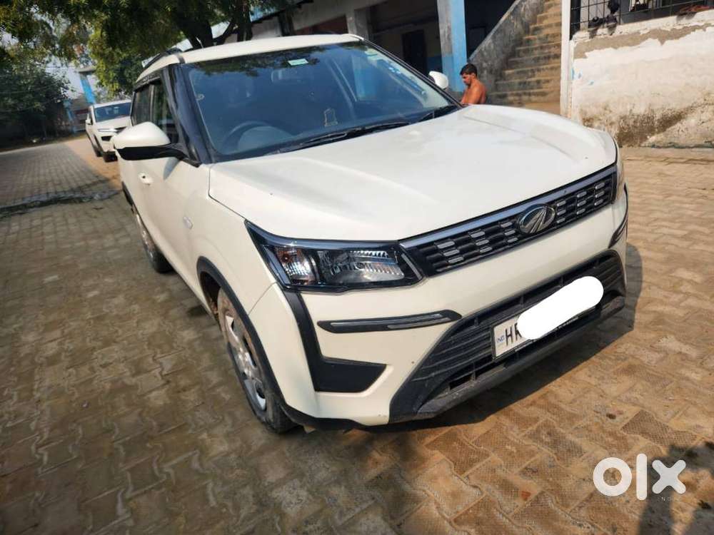 Mahindra Xuv300 W6 Diesel, 2023, Diesel