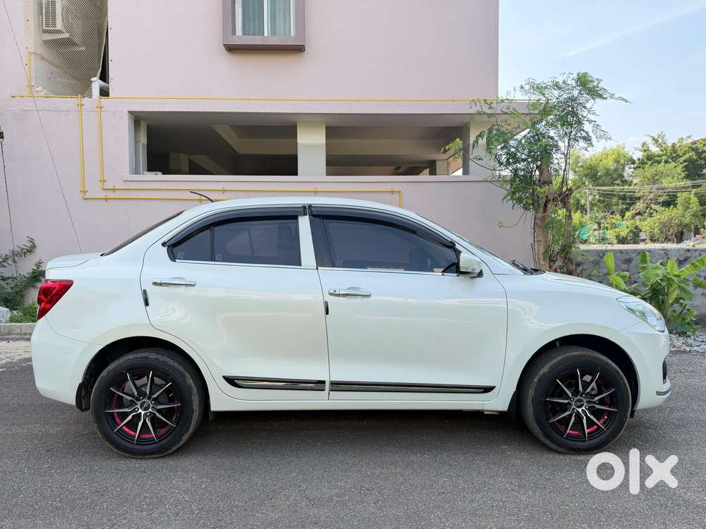 Maruti Suzuki Swift Dzire 1.3 Vxi, 2019, Petrol