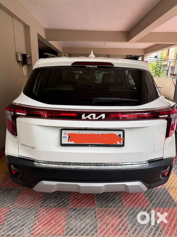 Kia Seltos Htk Plus Petrol Manual (2023 Facelift )  17042kms Driven