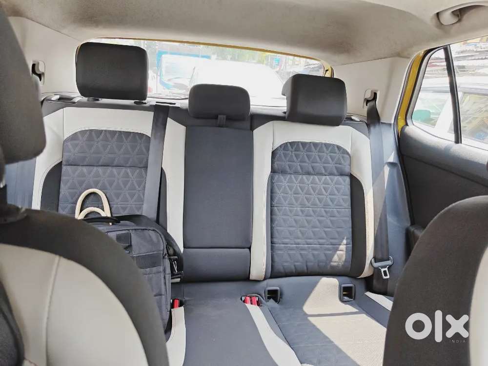 Volkswagen Taigun Top Model Dsg Petro 2021 Owner Driver