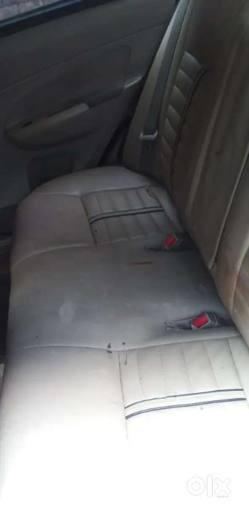 Maruti Suzuki Dzire 2013
