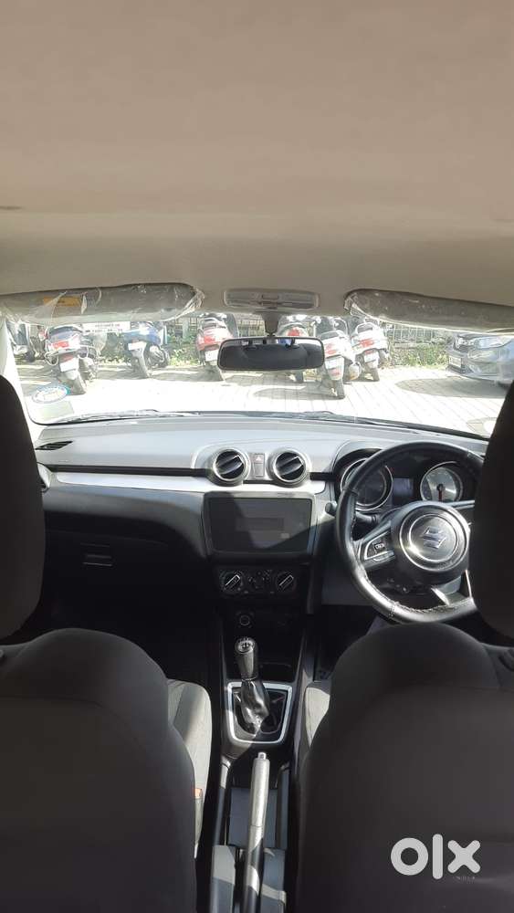 Maruti Suzuki Swift Vxi + Manual, 2021, Petrol