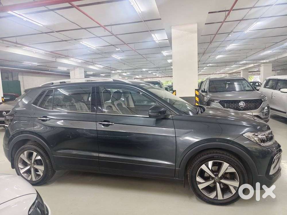 Volkswagen Taigun 1.0 Tsi Topline At, 2025