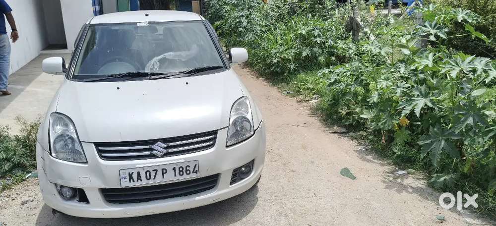 Maruti Suzuki Swift Dzire 2010 Petrol 100000 Km Driven
