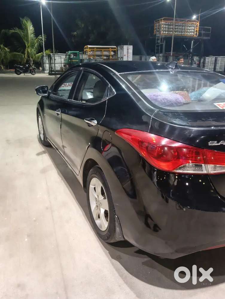 Hyundai New Elantra Diesel 2012