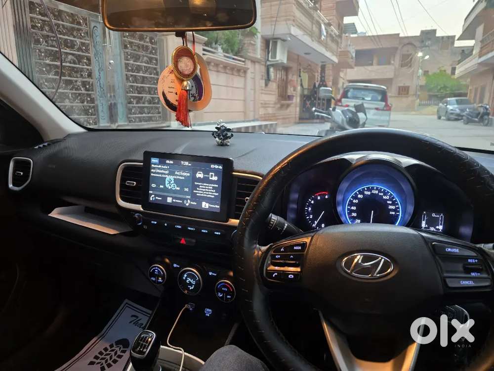 Hyundai Venue 2020 Diesel Well Maintained
