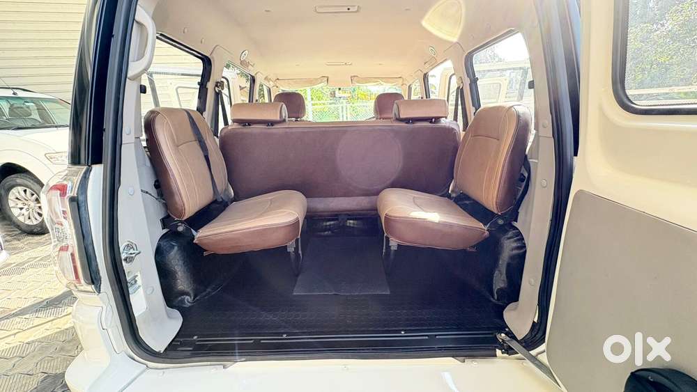 Mahindra Scorpio, 2015