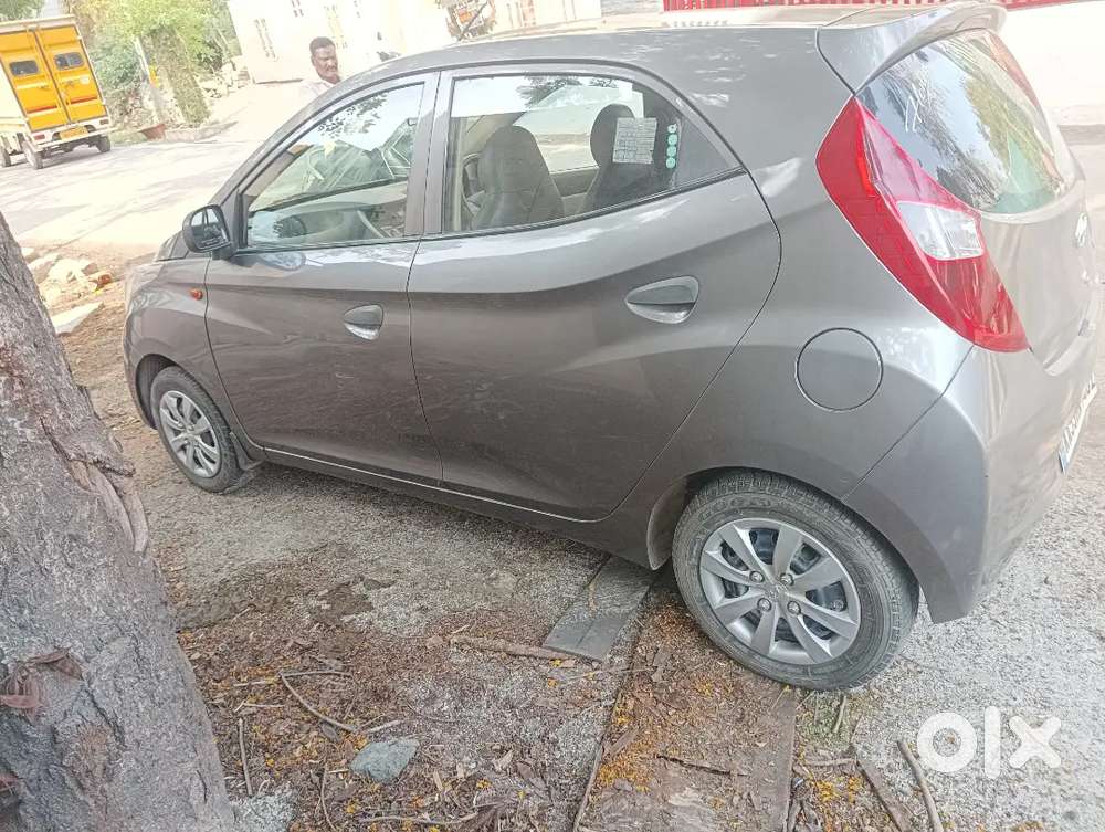 Hyundai Eon 2012 Model