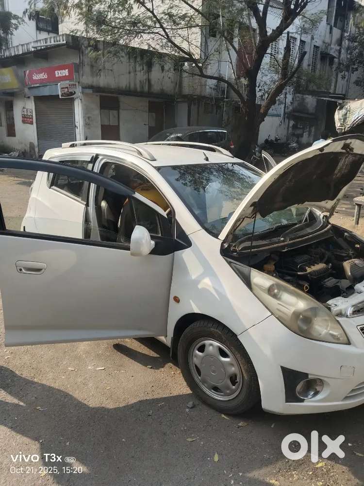 Chevrolet Beat 2011 Cng & Hybrids 98000 Km Driven Parsing 2031