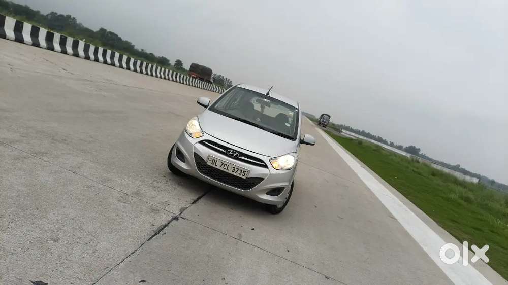 Hyundai I10 Sportz 2011