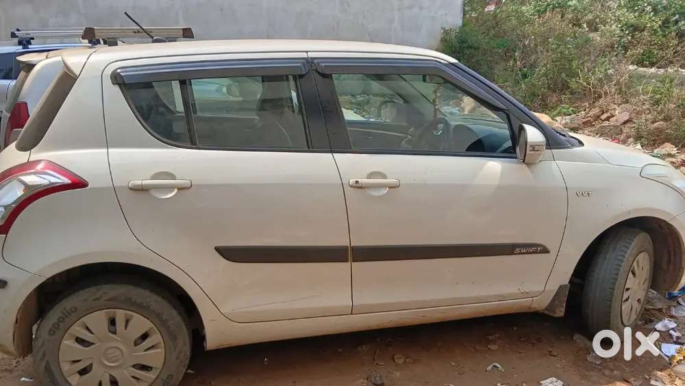 Maruti Suzuki Swift 2013 Petrol