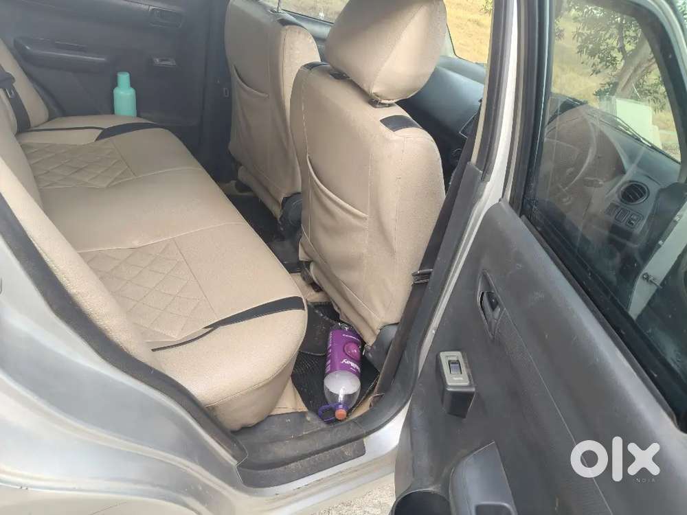 Maruti Suzuki Swift Dzire 2011