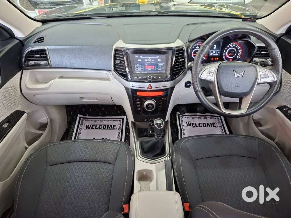Mahindra Xuv300 W8, 2022, Petrol