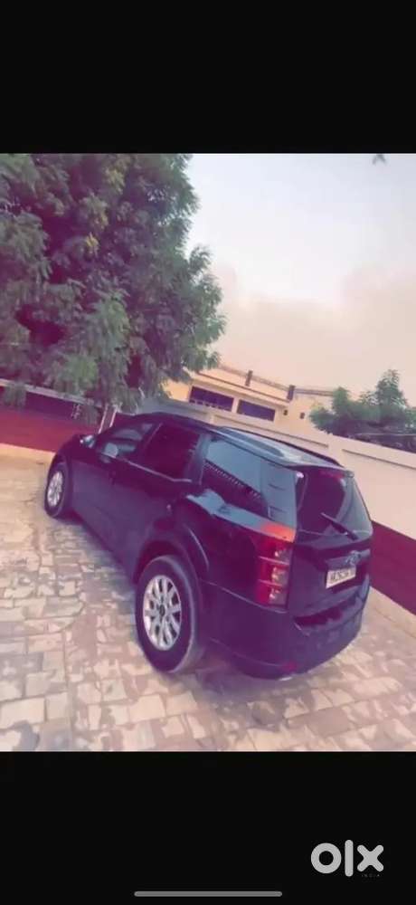 Mahindra Xuv500 2015 Diesel 110000 Km Driven