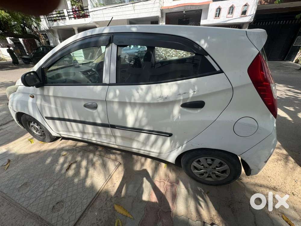 Hyundai Eon 2012 Petrol Well Maintained