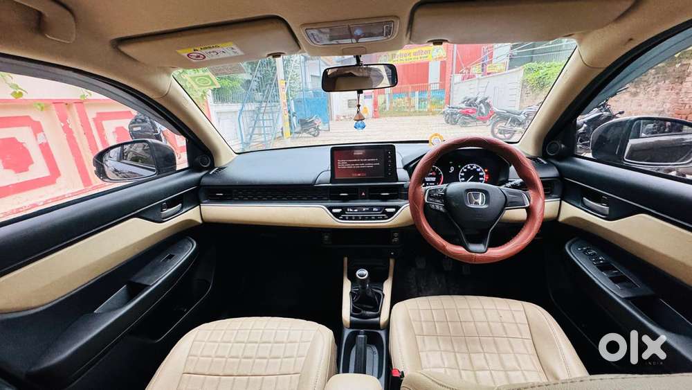 Honda Amaze 2nd Gen Vx, 2025, Petrol