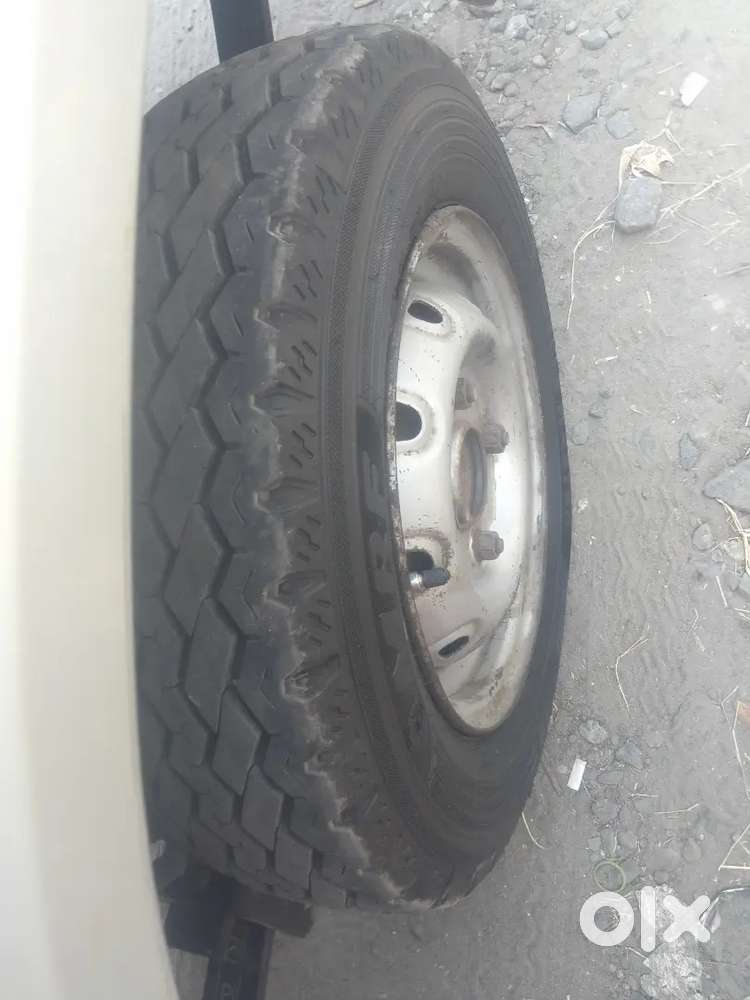 Maruti Suzuki Omni 2010