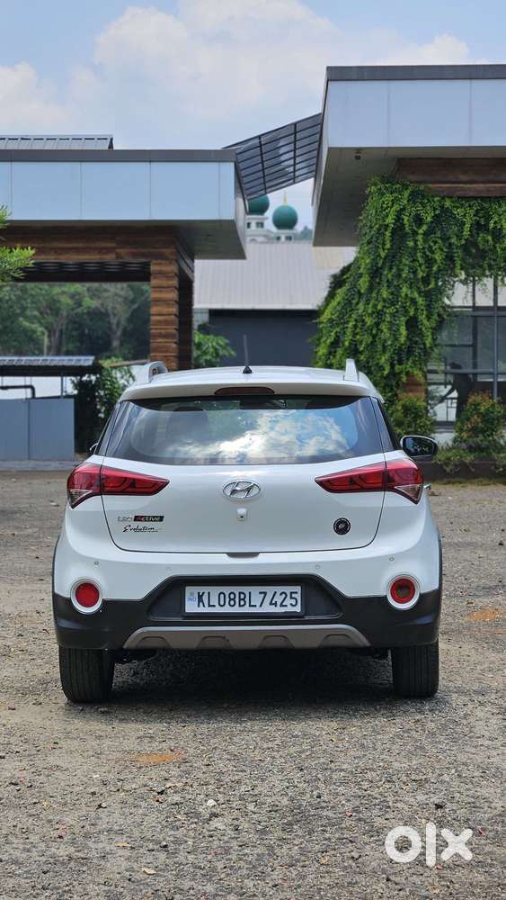 Hyundai I20 Active Sx Petrol, 2017, Petrol