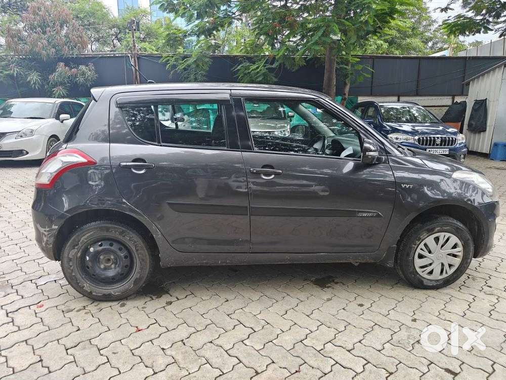 Maruti Suzuki Swift Vxi Abs Bsiv, 2017, Petrol