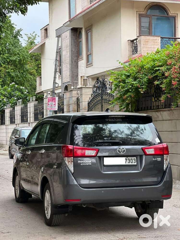 Toyota Innova Crysta 2.4 Gx Mt, 2016, Diesel