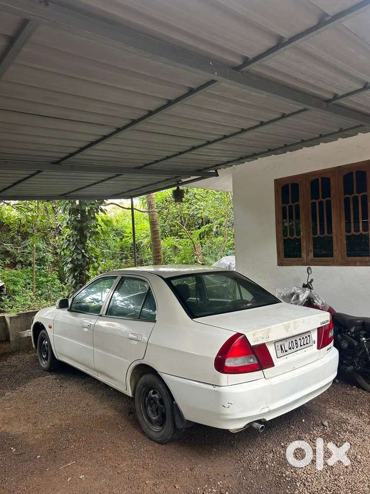 Mitsubishi Lancer Glxi Petrol 2004