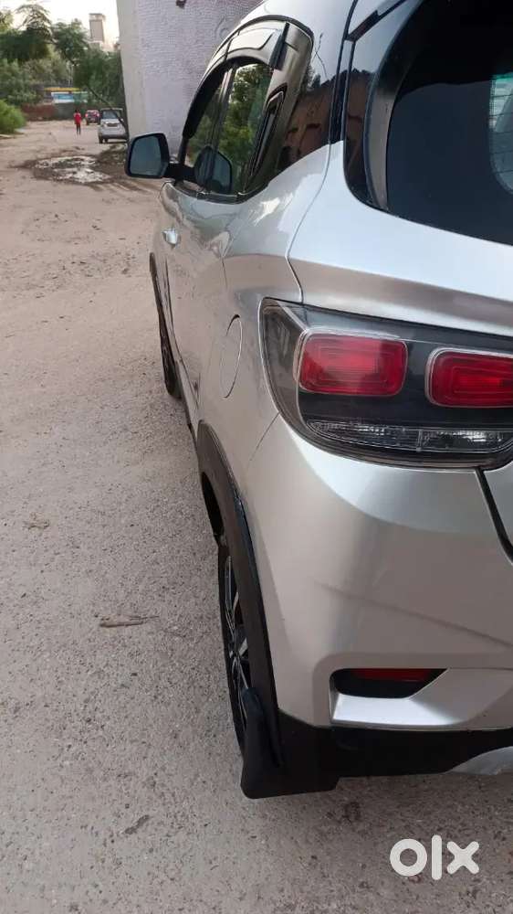 Mahindra Kuv100 Nxt 2018