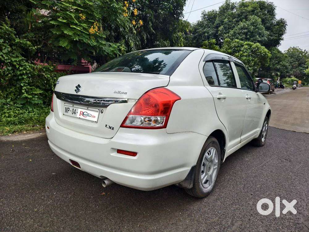 Maruti Suzuki Swift Dzire Lxi Option, 2011, Petrol