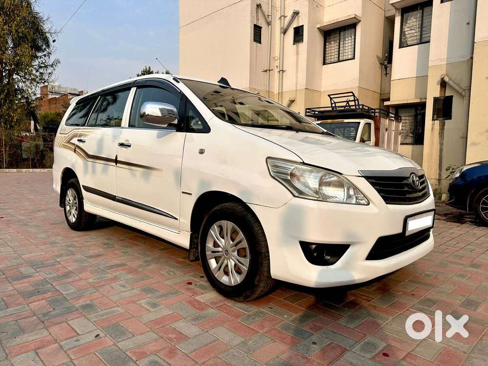 Toyota Innova 2.5 G (diesel) 7 Seater Bs Iv, 2013, Diesel
