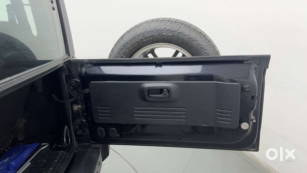 Mahindra Thar Lx Hard Top Petrol Mt 4wd, 2022, Petrol