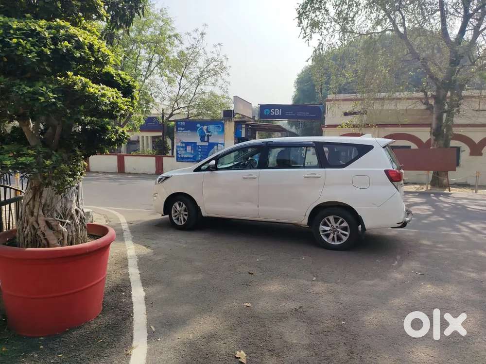 Toyota Innova Crysta 2016 Diesel 210000 Km Driven