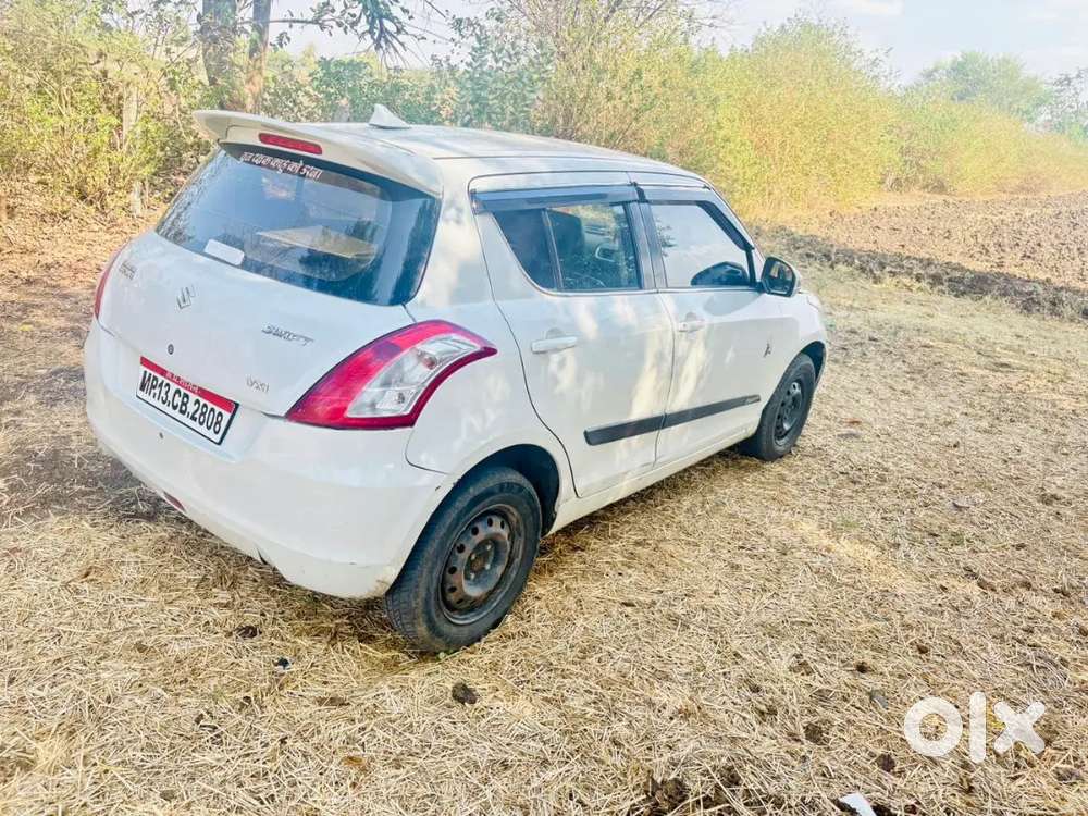 Maruti Suzuki Swift 2015 Cng & Hybrids Well Maintained