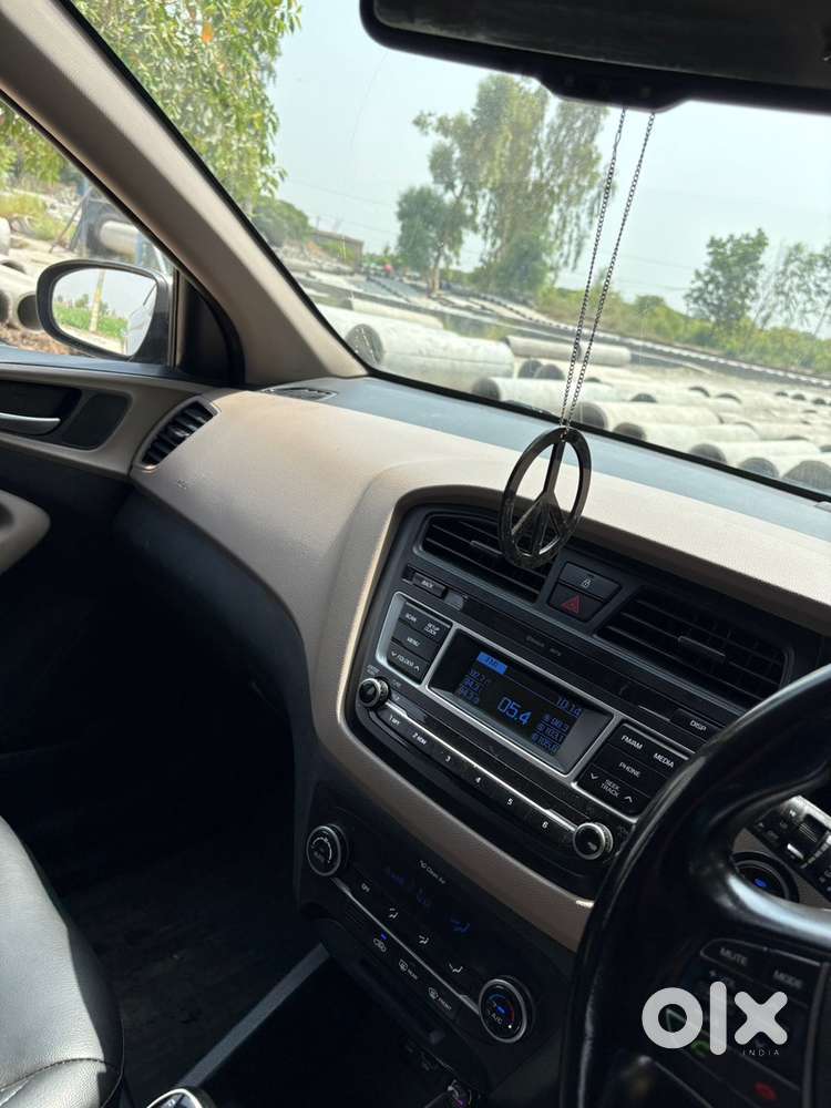 Hyundai Elite I20 Diesel 2016 November Make