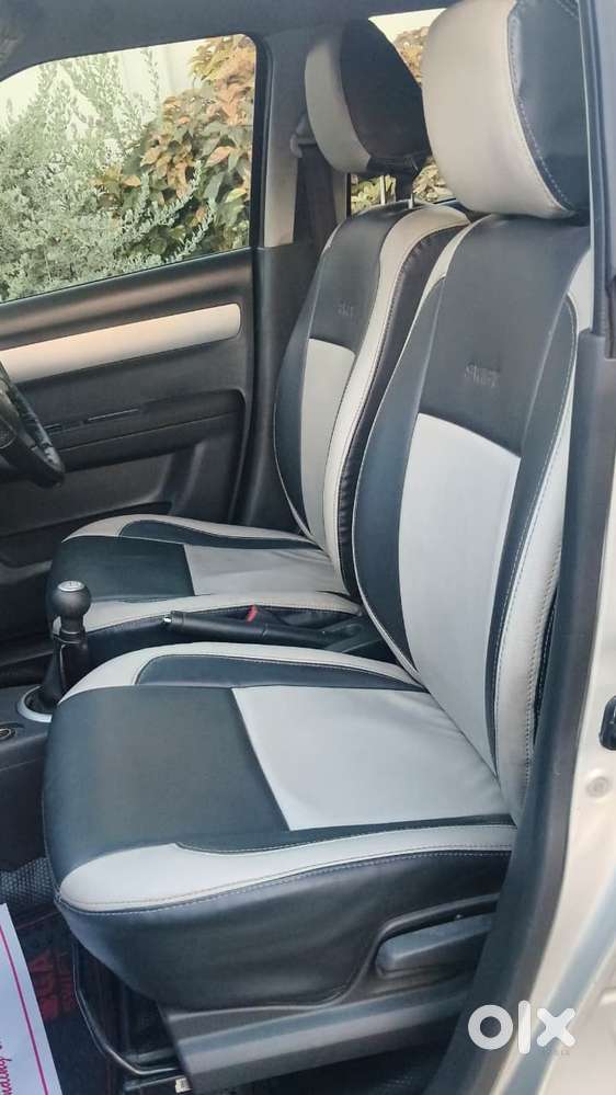 Maruti Suzuki Swift Vxi + Manual, 2010, Petrol