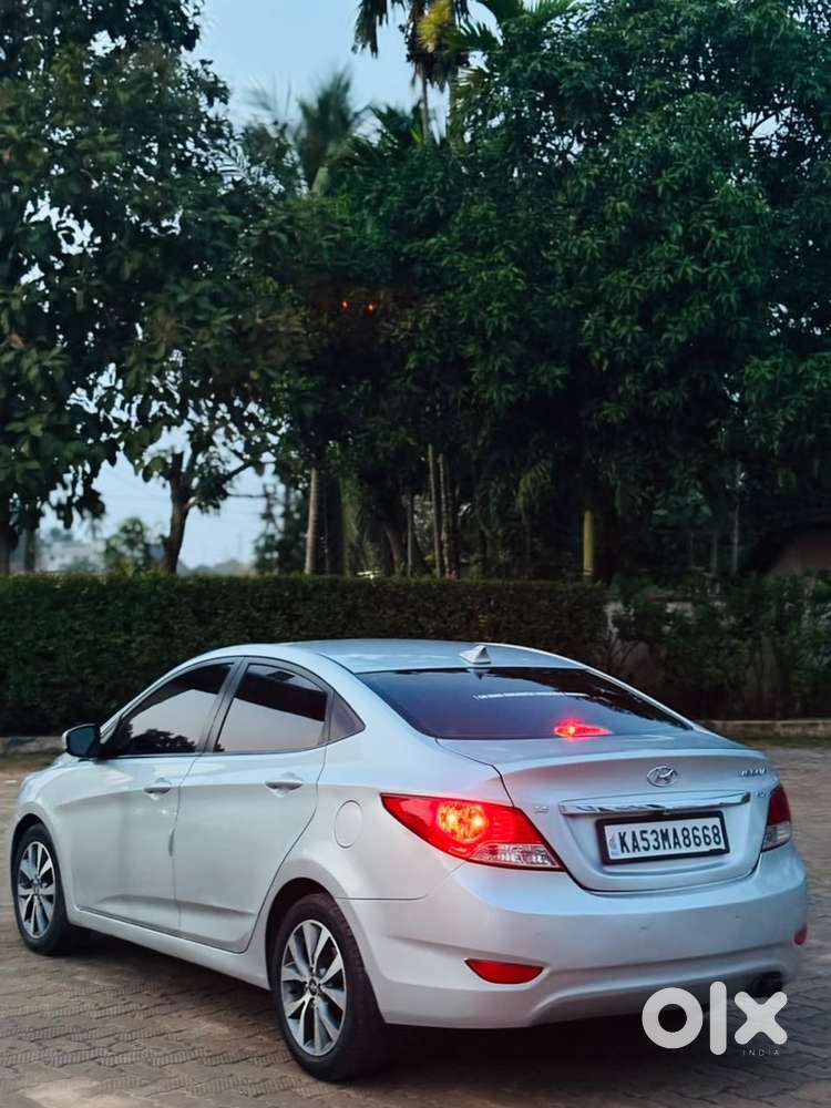 Hyundai Fluidic Verna 2013/14