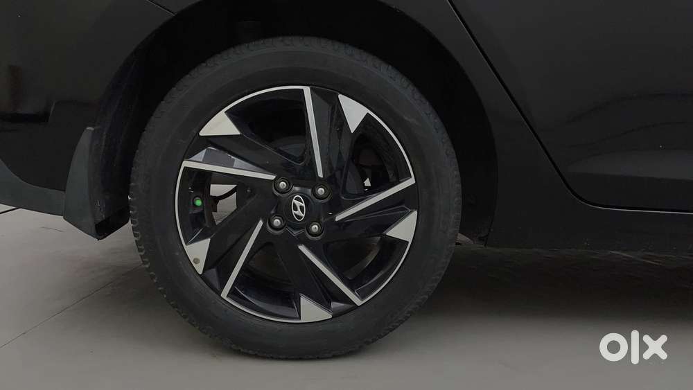 Hyundai Verna 1.5 Mpi Mt Sx (o), 2021, Petrol