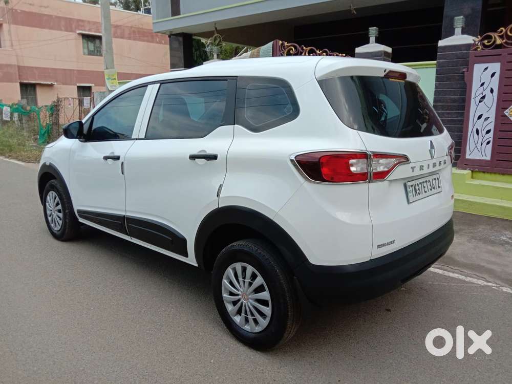 Renault Triber 1.0 Rxe, 2025, Petrol