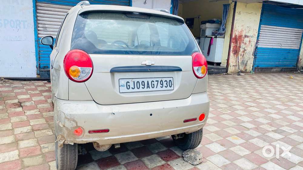 Chevrolet Spark 2011 Petrol & Cng