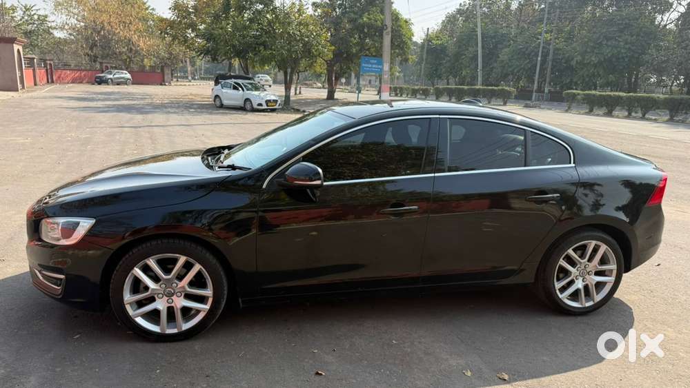 Volvo S60 2017 Diesel Well Maintained