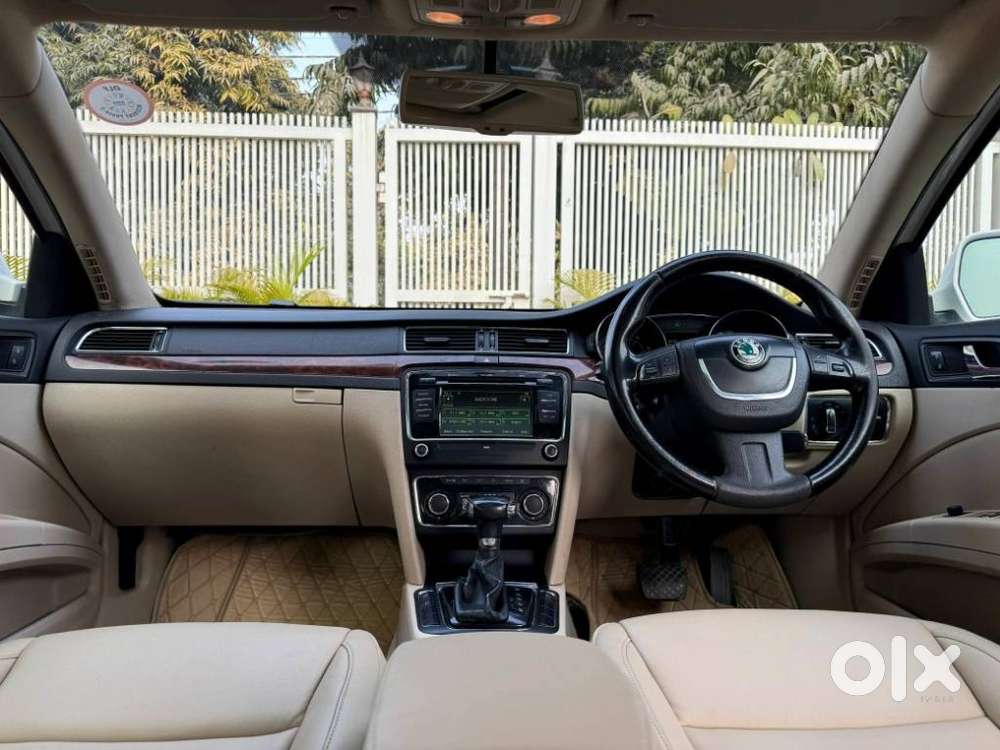 Skoda Superb 1.8 Elegance Tsi At, 2011, Petrol