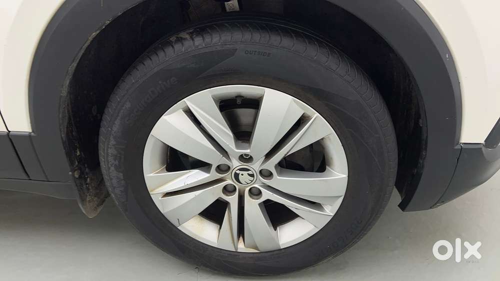 Skoda Kushaq Ambition 1.0l Tsi Mt, 2023, Petrol
