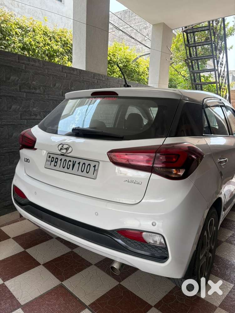 Hyundai Elite I20 Asta Petrol 2018 Push Button Start Top Model Vip No