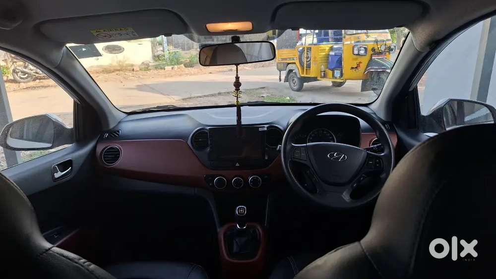 Hyundai Grand I10 2016 Petrol 19500 Km Driven