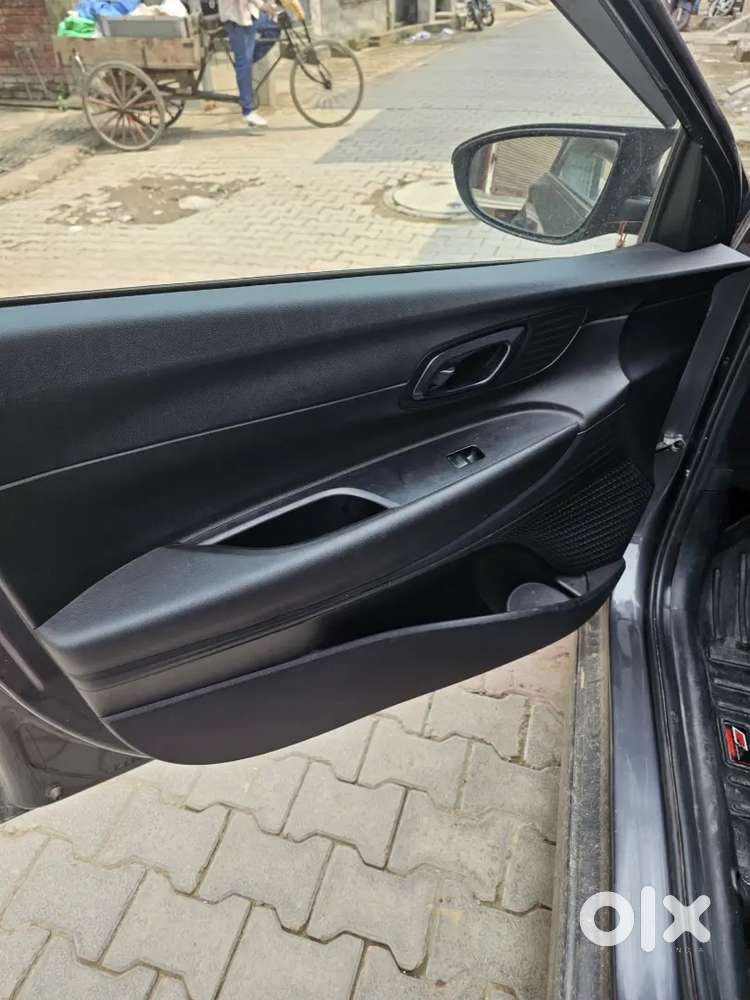 Hyundai New I20 2022 Petrol 62500 Km Driven