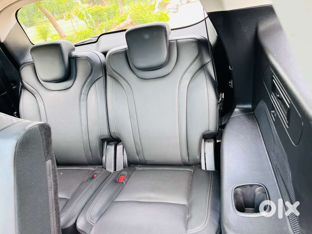 Mahindra Xuv700 2.2 Ax 7 Diesel At Str, 2025, Diesel