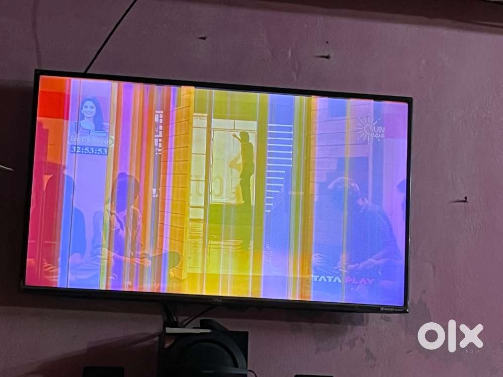 VU 43 inch smart tv
